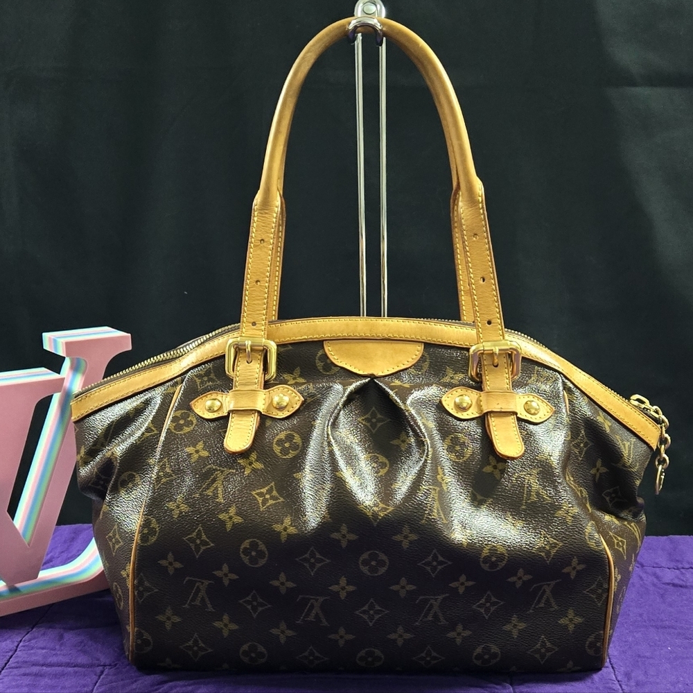 Louis Vuitton Tivoli GM Shoulder Bag - Picture 2 of 16